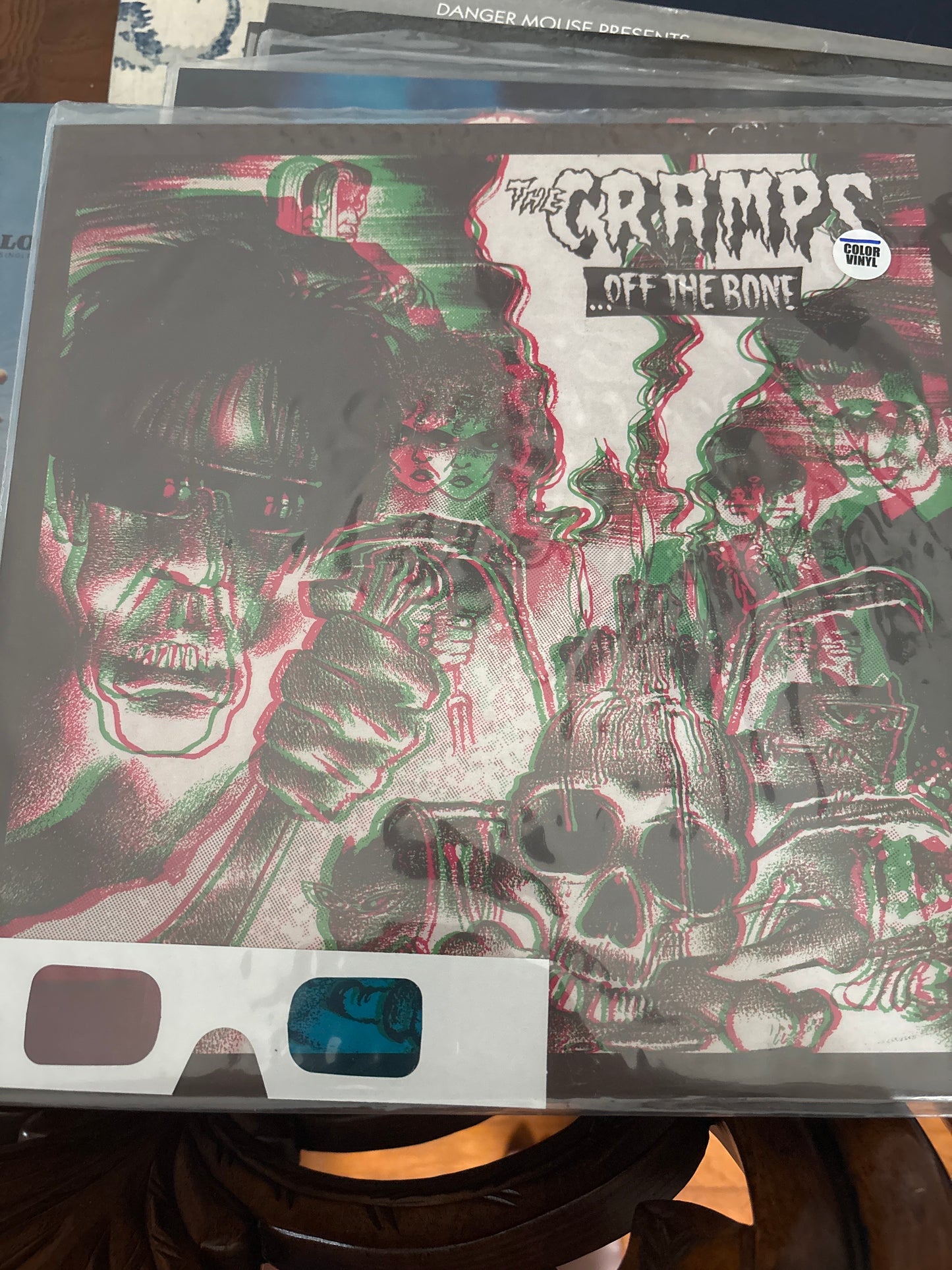 The Cramps - Off The Bone